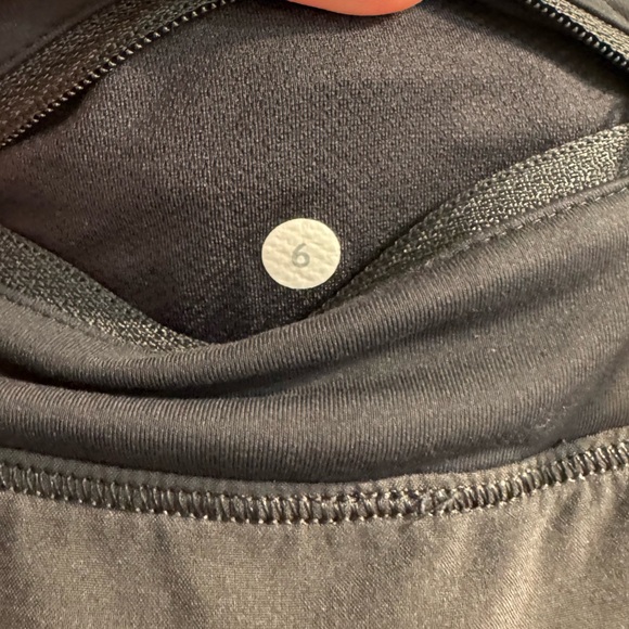 Lululemon Circuit Breaker Skirt EUC Size 6 - Picture 7 of 9